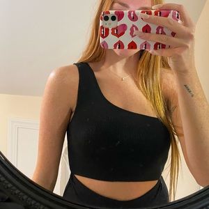 One shoulder ribbed crop top